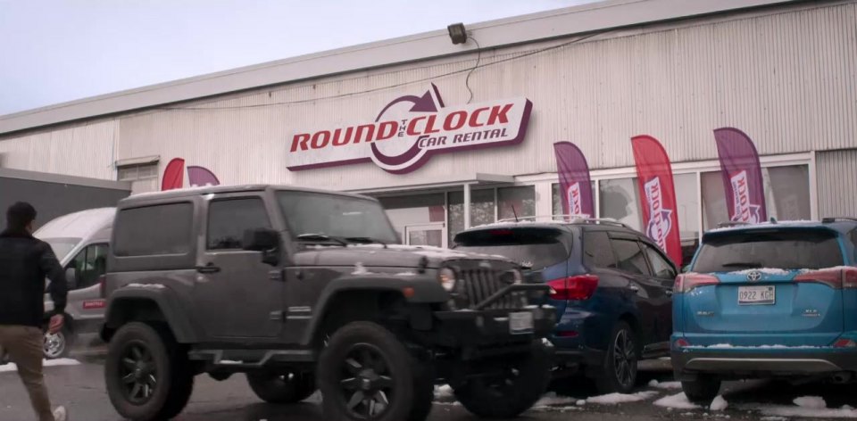 Toyota RAV4 Hybrid XLE [XA40]