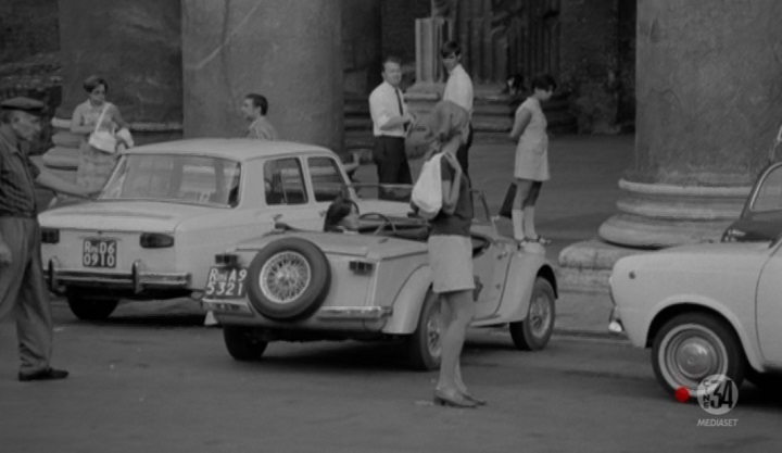 1968 Renault 8