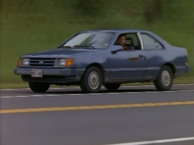1984 Ford Tempo