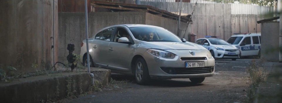 2010 Renault Fluence [L38]