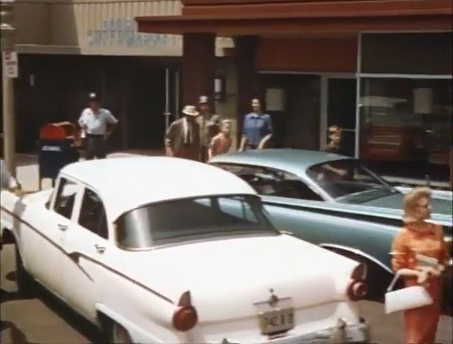 1956 Ford Customline Fordor Sedan [73B]