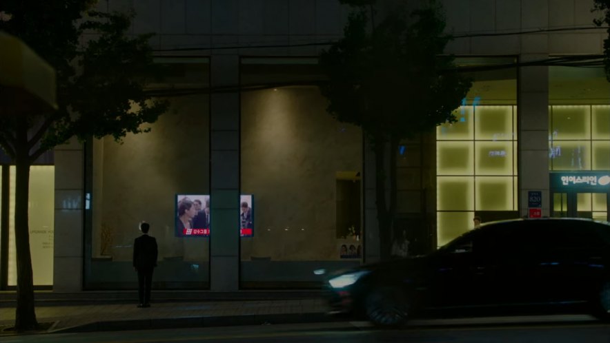 2016 Genesis EQ900 [HI]