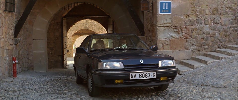 1990 Renault 21 [X48]