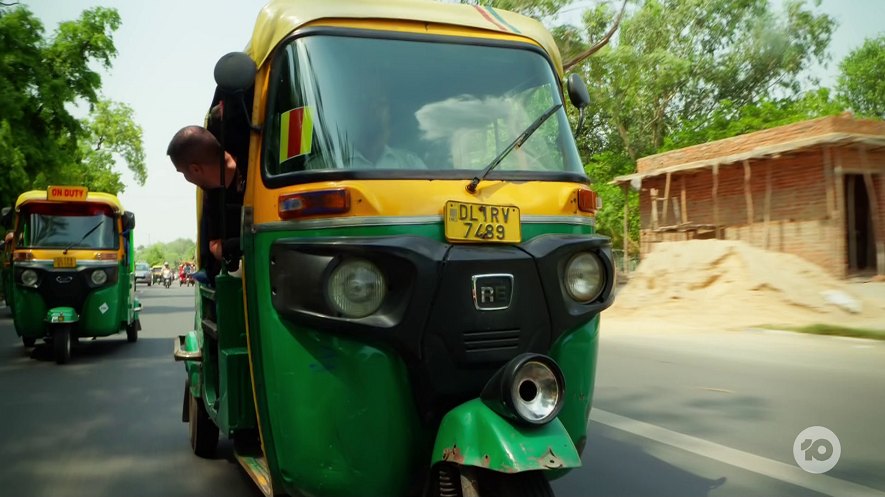 Bajaj RE Compact