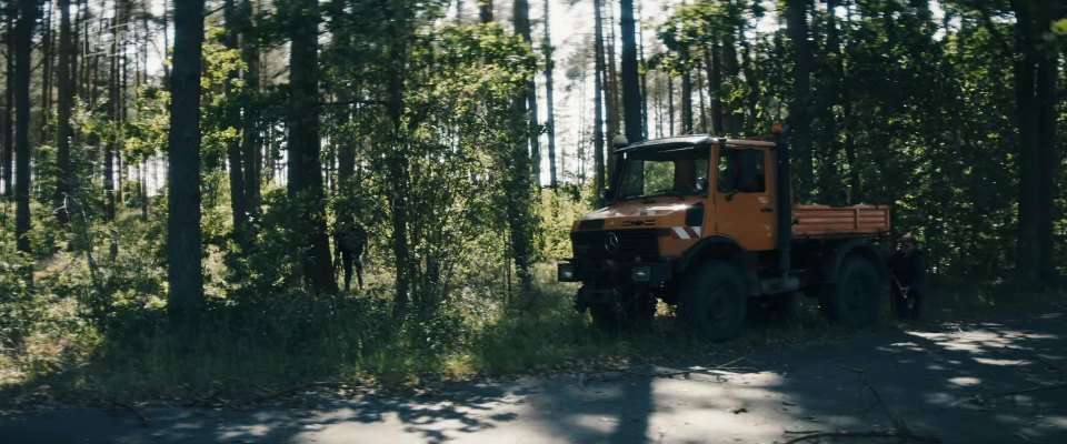 Mercedes-Benz Unimog U 1000 [435]