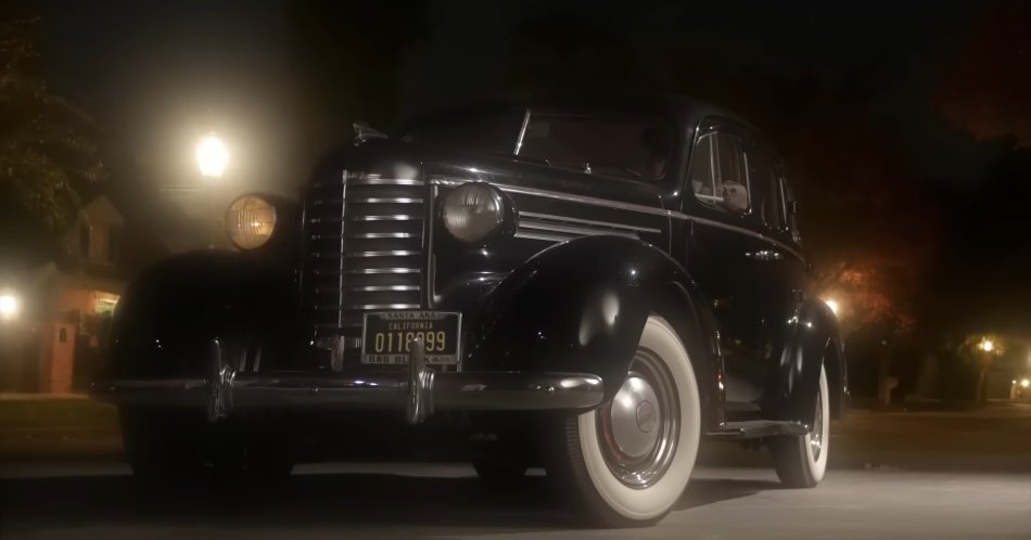 1937 Oldsmobile Six Touring Sedan [F-37]