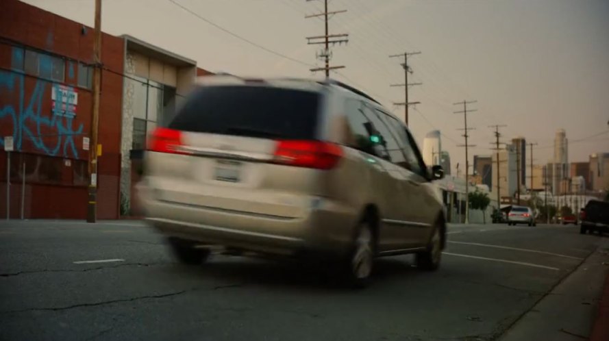 2004 Toyota Sienna [MCL20]