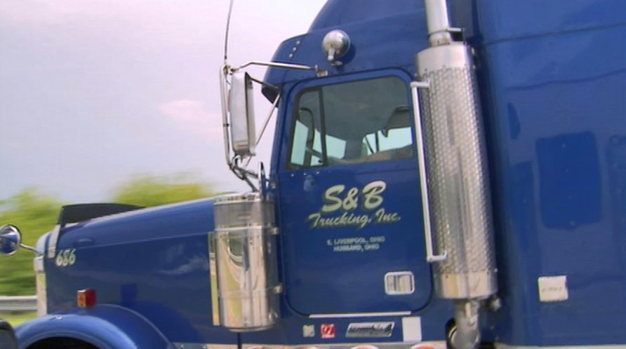 Freightliner FLD