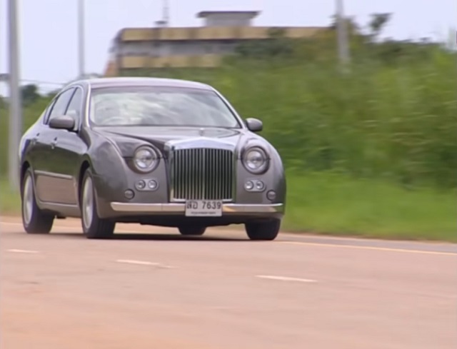 2005 Mitsuoka Galue III [Y50]