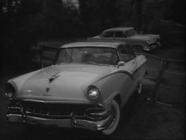 1956 Ford Fairlane Victoria [60B]
