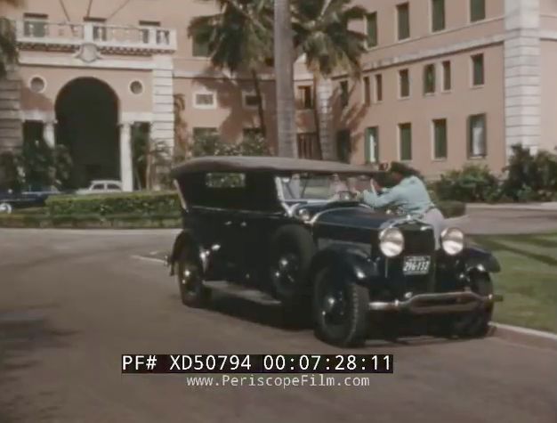 1930 Lincoln Model L 7-Passenger Sport Touring [177]