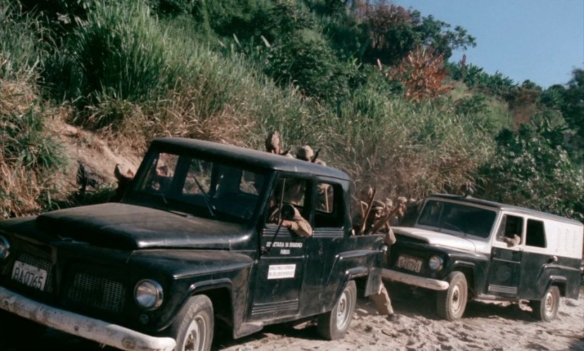 Willys Pick-Up Jeep Cabine Dupla