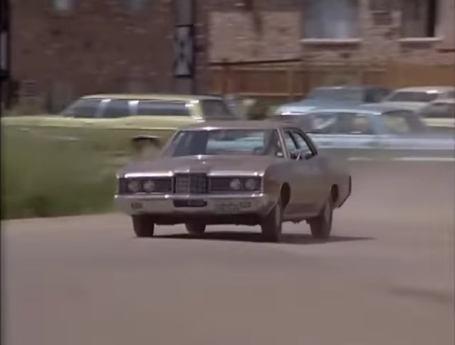 1972 Ford Galaxie 500 Country Sedan