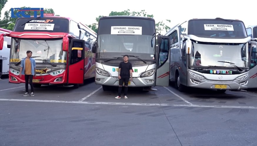 2014 AdiPutro Jetbus 2 SHD