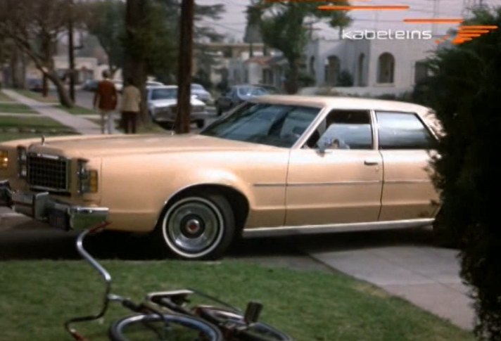 1977 Ford LTD II