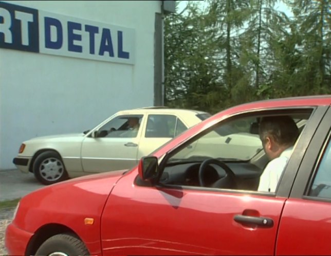 1990 Mercedes-Benz [W124]