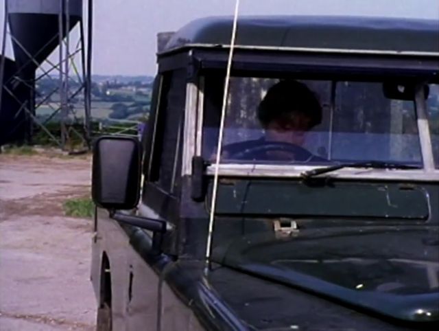 1979 Land-Rover 109'' Series III Truck cab