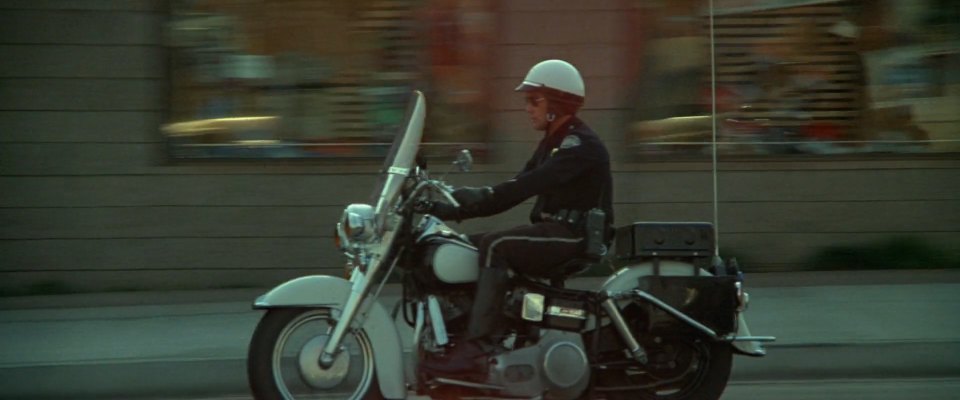 Harley-Davidson FLHP Electra Glide