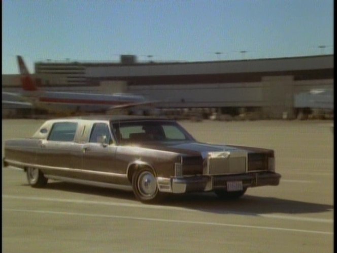 1975 Lincoln Continental Stretched Limousine Moloney Coachbuilders Executive Town Sedan