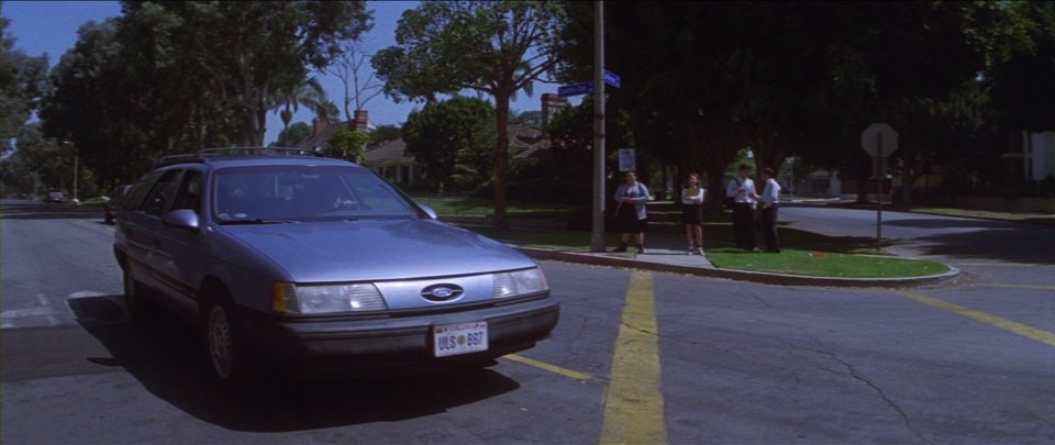 1989 Ford Taurus Wagon [DN5]