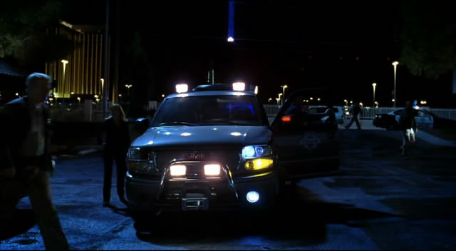 2001 GMC Yukon XL Denali [GMT830]