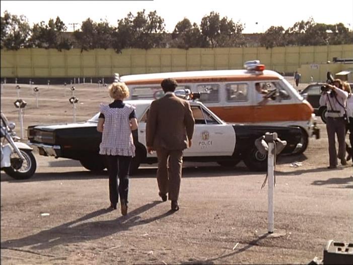 1969 Ford Club Wagon Chateau Super Van Summers Coach [E-300]