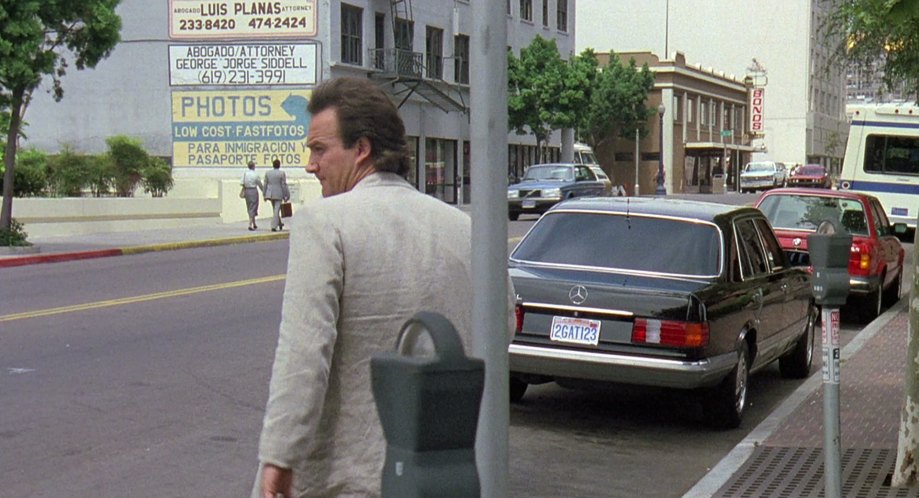 1986 Mercedes-Benz 560 SEL [W126]