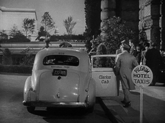 1941 Packard One-Ten Taxicab [1900-1482A]