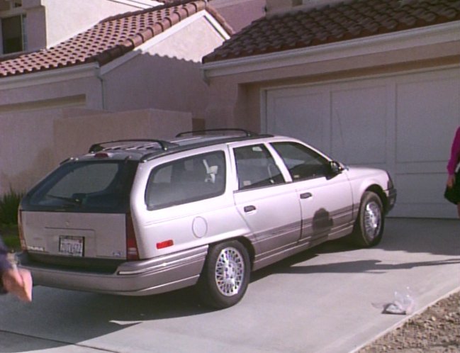 Ford Taurus 1992 универсал