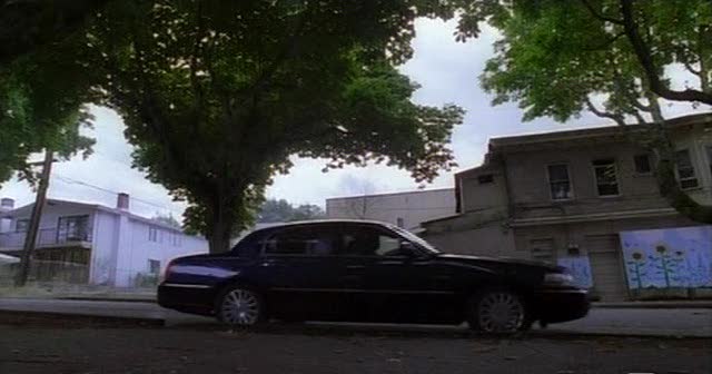 2003 Lincoln Town Car