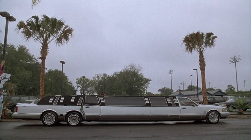 1990 Lincoln Town Car Stretched Limousine Ultra Coach Builders