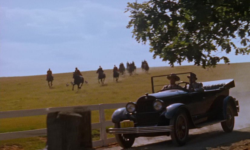 1924 Cadillac V-63 Touring