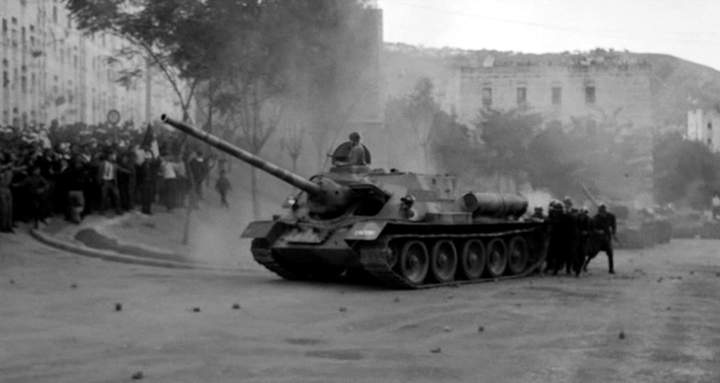 1944 UZTM SU-100 as French tank