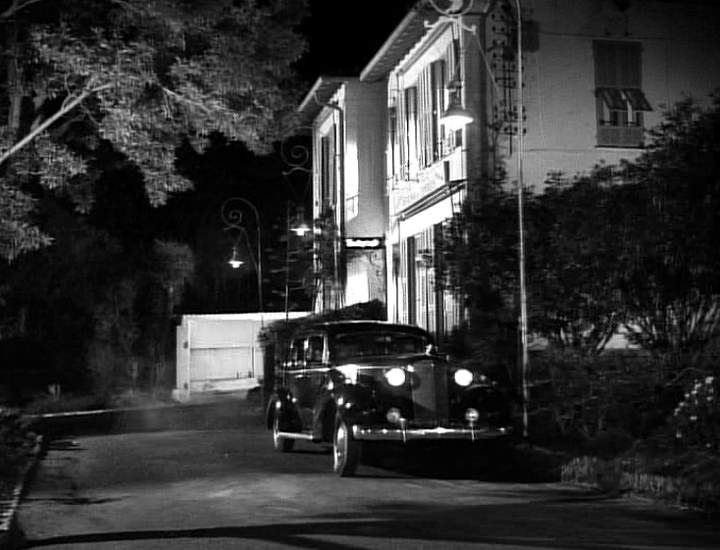 1937 Cadillac Series 85 V12 Sedan