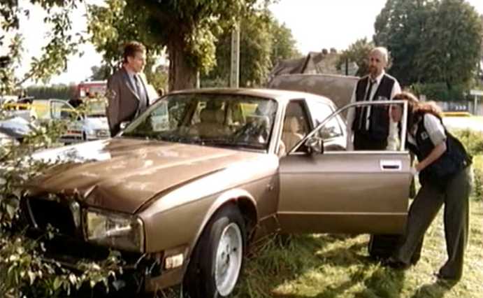 Jaguar Sovereign [XJ40]