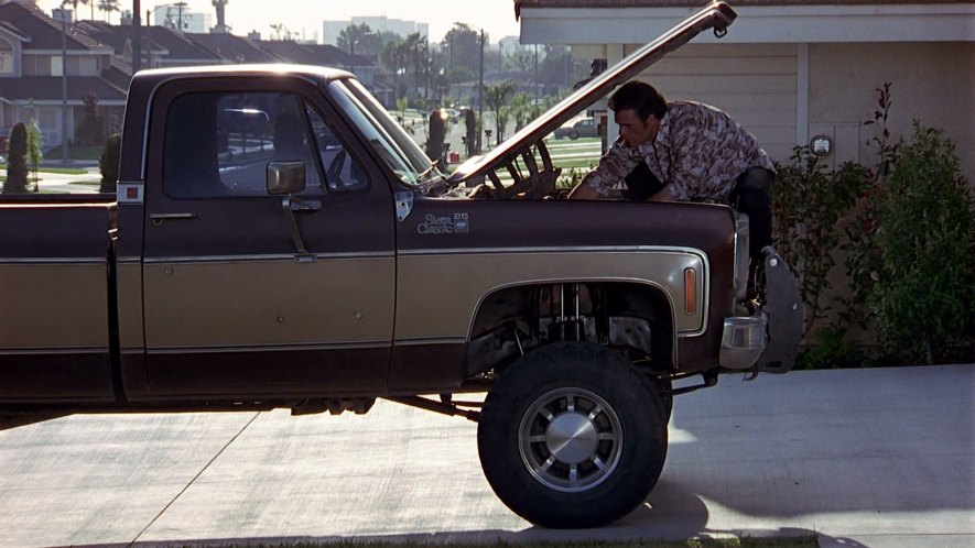 1977 GMC K-2500 Sierra Classic Wideside