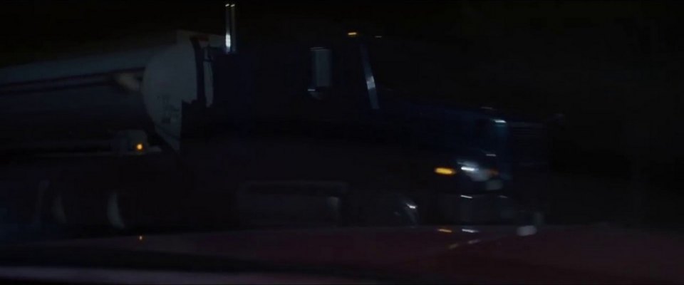 1996 Freightliner FL 112