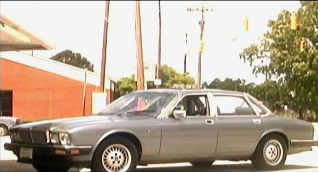 Jaguar XJ6 [XJ40]