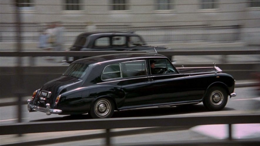 1970 Rolls-Royce Phantom VI H.J. Mulliner Park Ward [PRH4572]