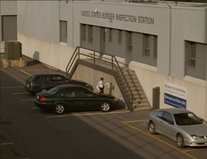 2000 Pontiac Sunfire Coup� [GM-J]