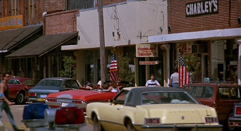 1977 Mercury Cougar XR-7 [93]