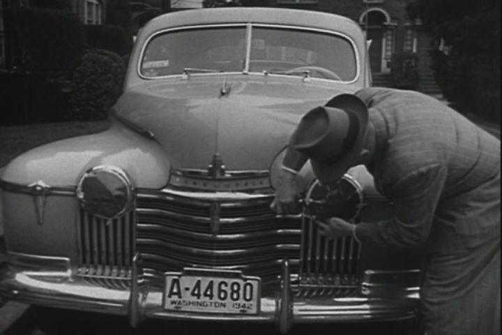 1941 Oldsmobile Custom Cruiser [90]