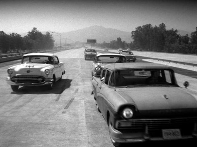 1955 Oldsmobile 98 De Luxe Holiday Sedan [3039SDX]