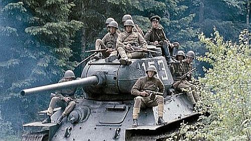 1944 Omsktransmash T-34/85
