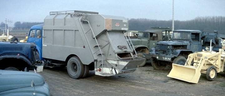 International Harvester M-62 5-ton