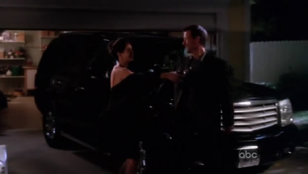 2002 Cadillac Escalade [GMT820]