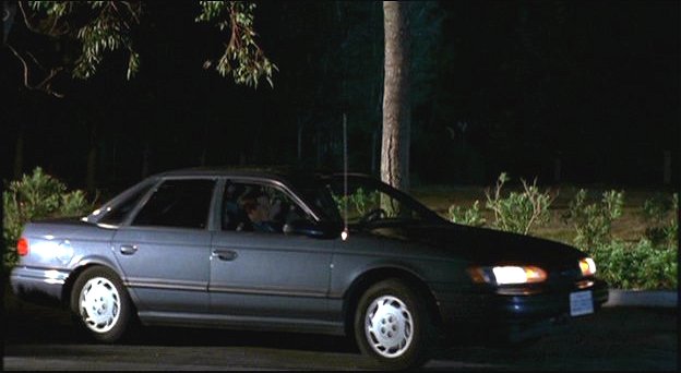 1993 Ford Taurus GL [DN5]