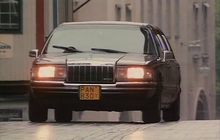 1990 Lincoln Town Car Stretched Limousine