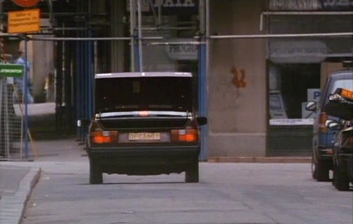 1989 Volvo 740 GL [744]