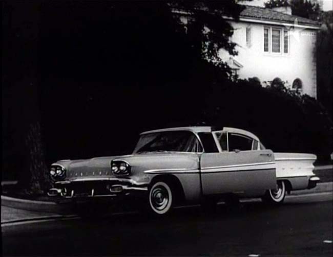 1958 Pontiac Star Chief Custom Catalina 4 door hardtop